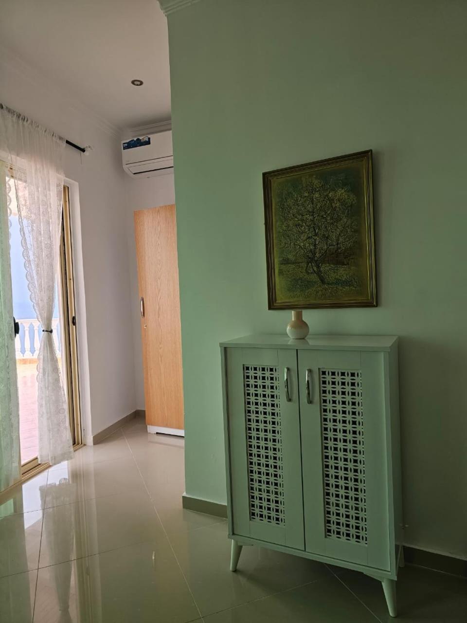 Apartament Seaside Jon Saranda